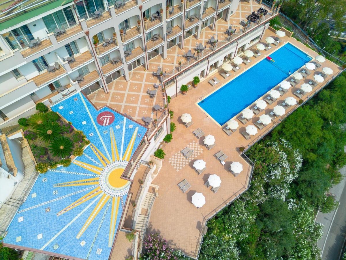 Hotel Antares レトイアンニ エクステリア 写真